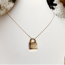 Colar cadeado prata com dourado
